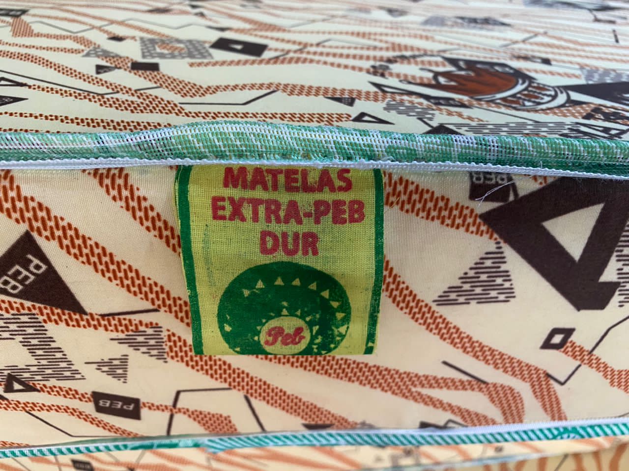 Matelas PEB extra dur