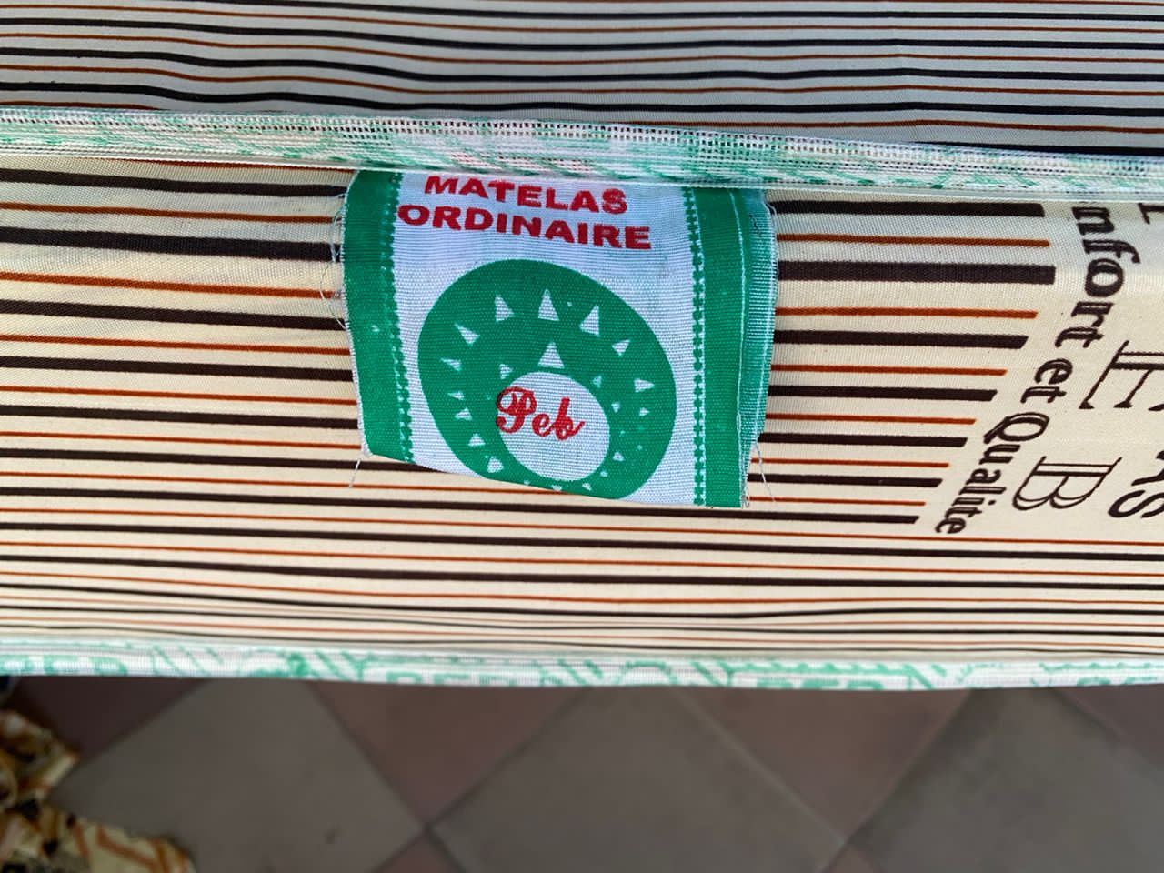 Détail d'un matelas PEB 4